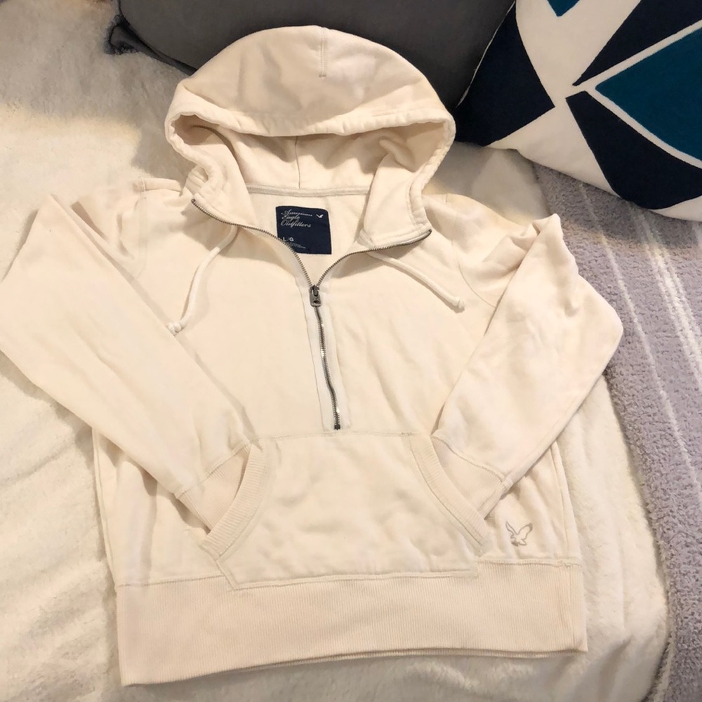 AE Size L Long sleeve 3/4 zip hoodie fitted